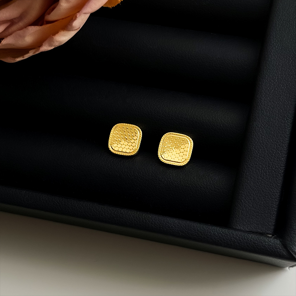 场景_0002_组 5 拷贝.jpg