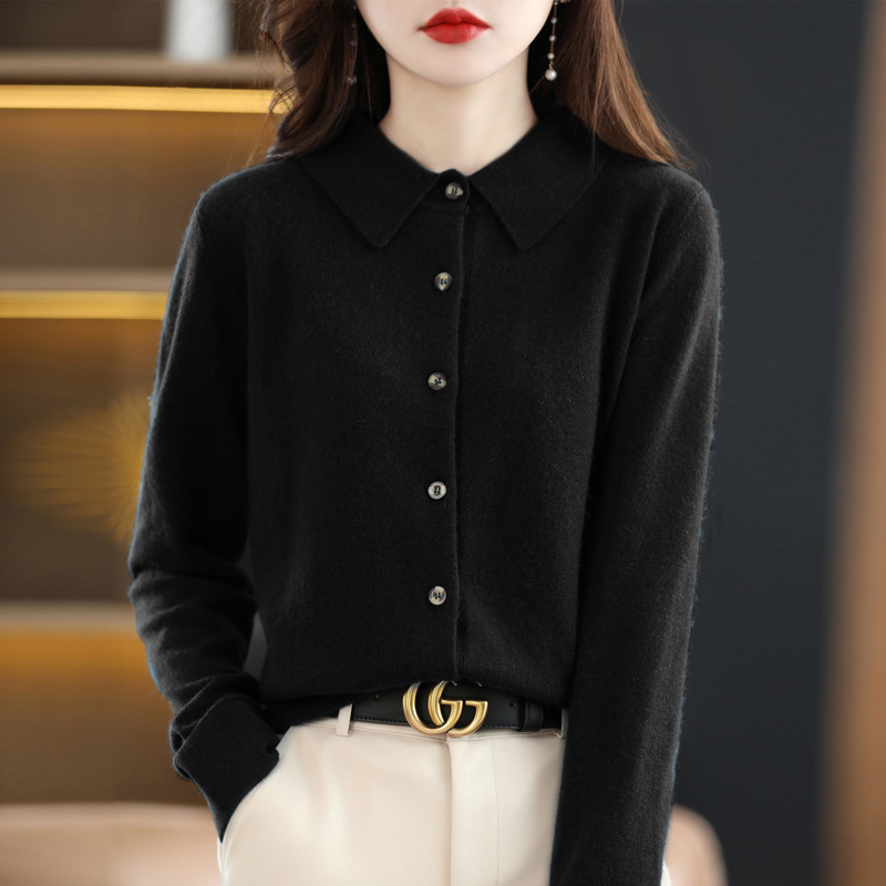 검은색