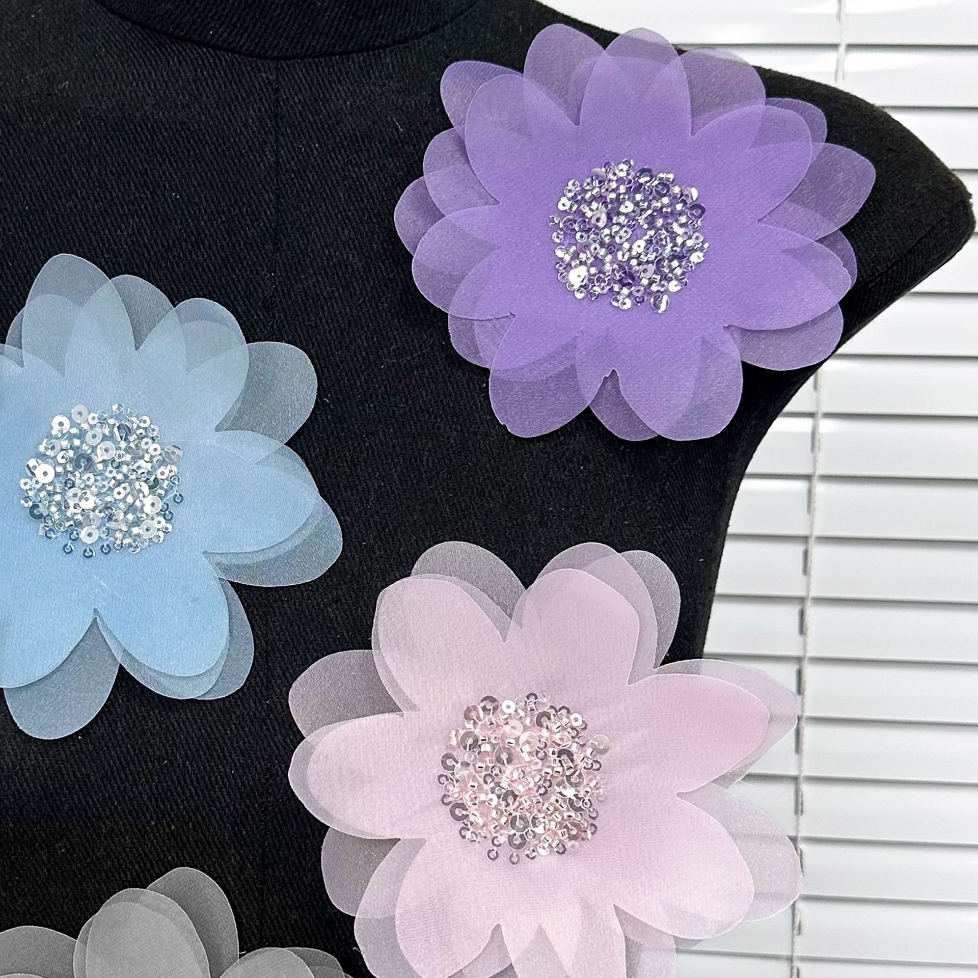 Decoración de flores DIY hecha a mano vestido de boda joyas decoración de flores de pecho multicolores ropa infantil vestido zapatos accesorios sombreros
