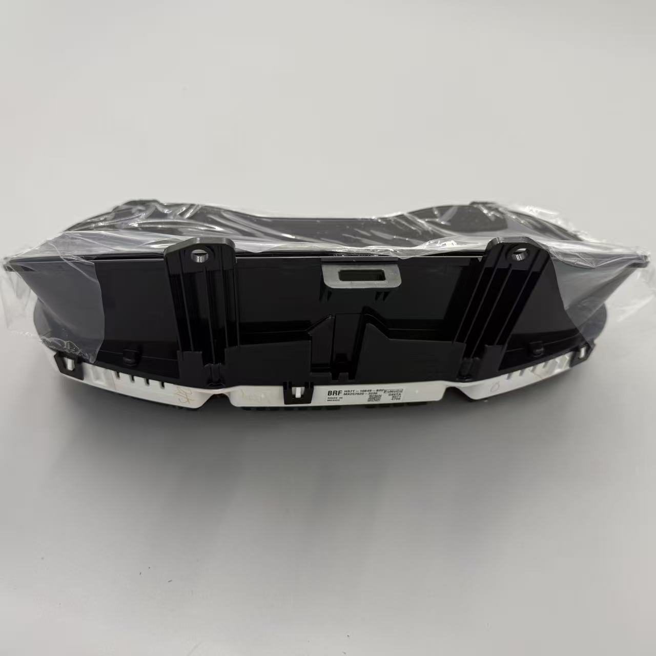 Suitable for 13-20 Mondeo Luxury Semi-Lcd Instrument Panel, Speed, Water Temperature, and Rpm Display, Brand New Original Factory Product