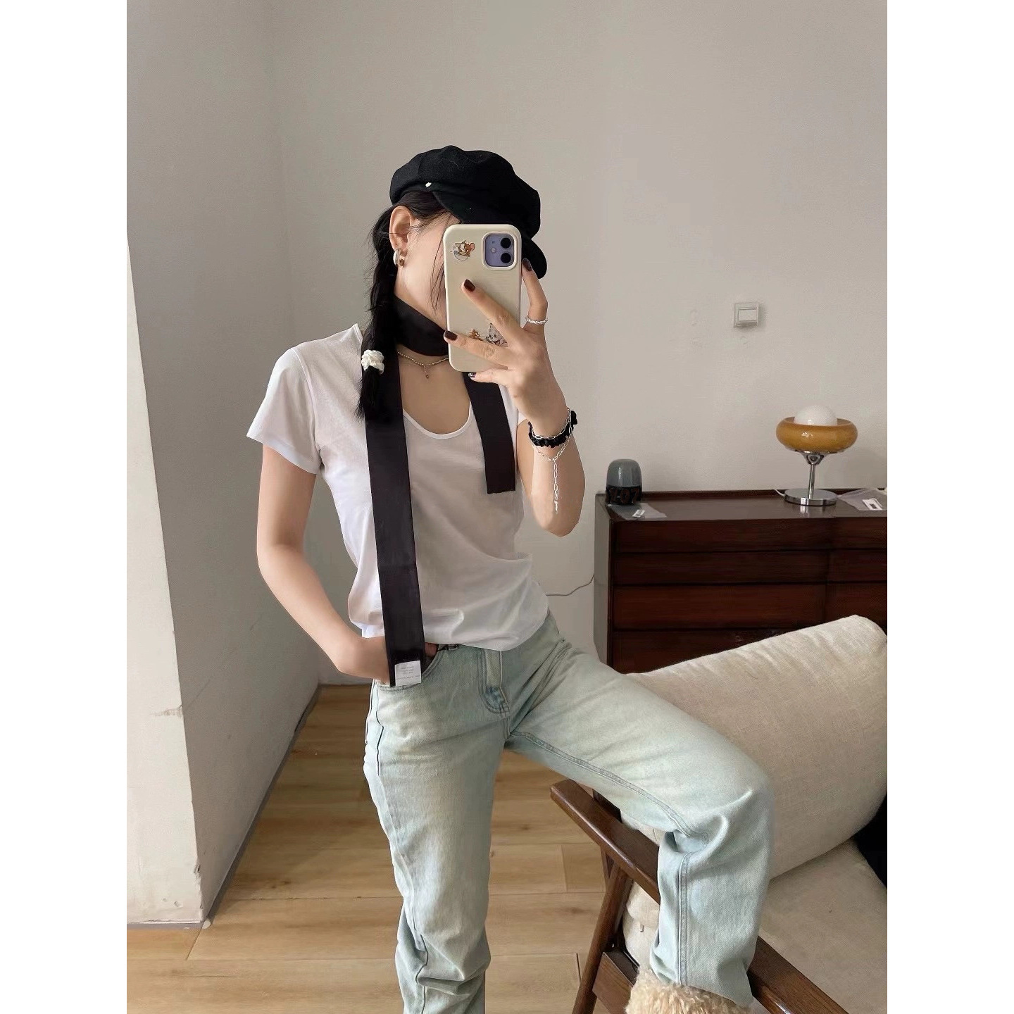 今 2025 春夏新作韓国デザイナーカジュアルクリーンバージョン無地大きな U ネック右肩インナー T シャツ