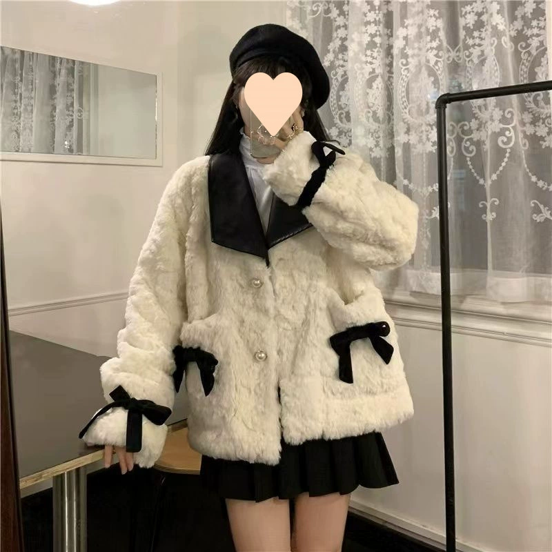 Куртка, демисезонное бархатное короткое тёплое джинсы, стиль Chanel, высокий класс, оверсайз