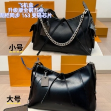 24�¿��H�Ҹ߰汾��ƤCarryAll Dark�ִ���������Ƥ����ُ���Ů