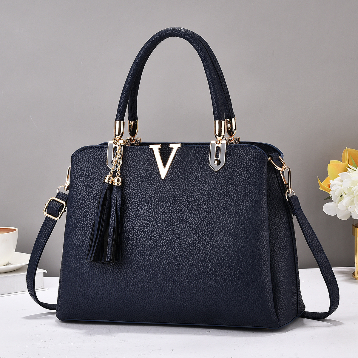 Bolso de moda de color sólido de gran capacidad, bolso de hombro con bordas, bolsas de transporte de transporte de ocio, bolsas transfronterizas