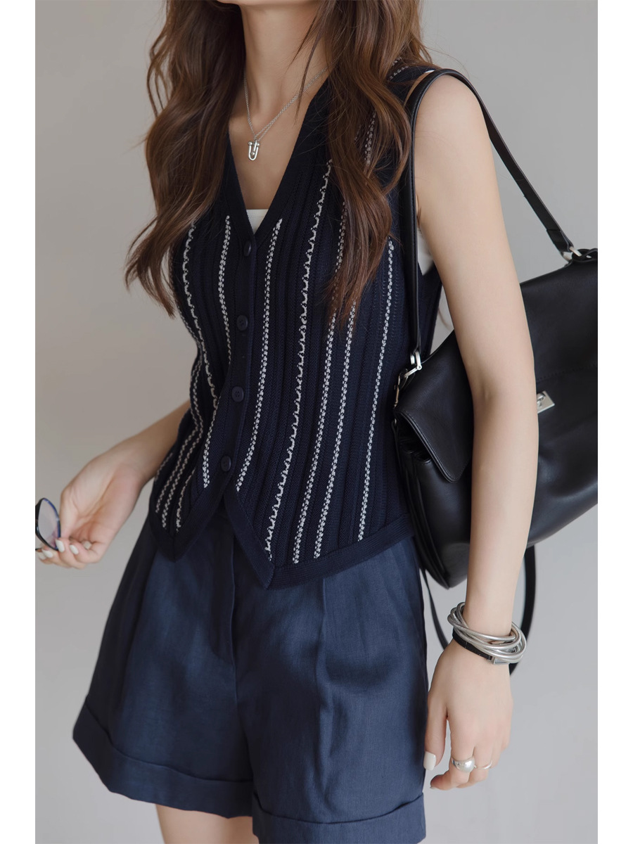 Áo gile dệt kim sọc xanh cổ chữ V phong cách vintage mặc ngoài mùa hè — Màu xanh lam