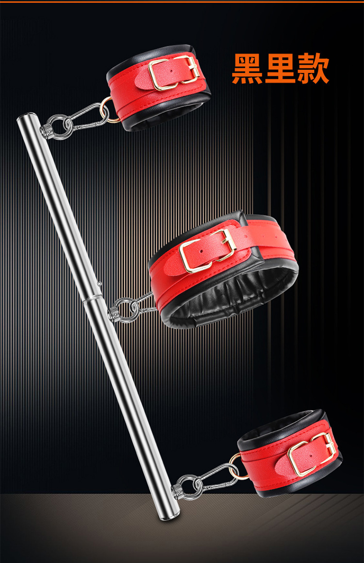 Metal and Leather Bondage Handcuffs for Couples, Adjustable One-Bar Restraint Design — detail image 9