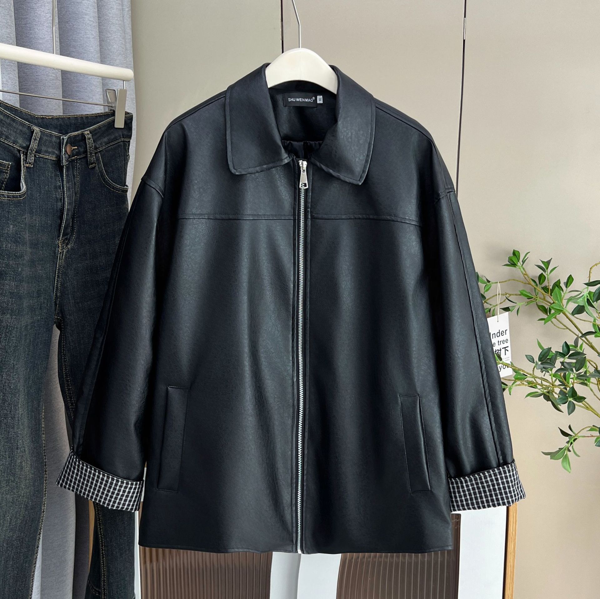 Plus Size Women's Autum New Style Curled Plaid Cuffs Pu Leather Jacket 100kg Fat mm Casual Jacket 8059