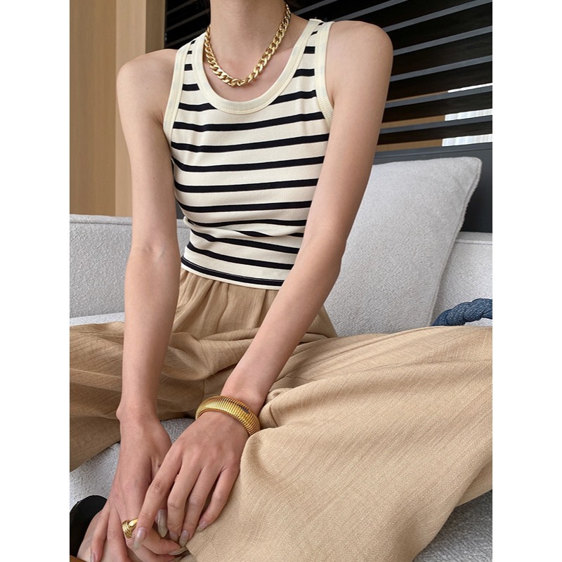 Sinan Shi Wearing recommend French Hidden Paramilis Slim-Fit Slimming Contrast Striped Threaded Camisole SN5910