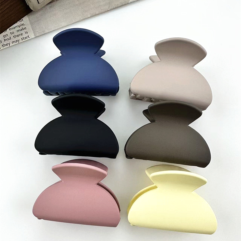 Elegante molletta per capelli opaca a forma di cuore per donna_voghion.com