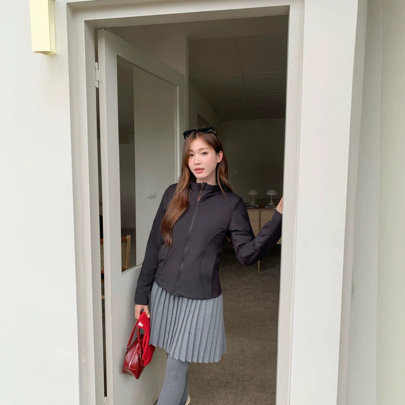 Thickened, warm, windproof, casual women's outdoor commuter jacket with fleece lining, fashionable