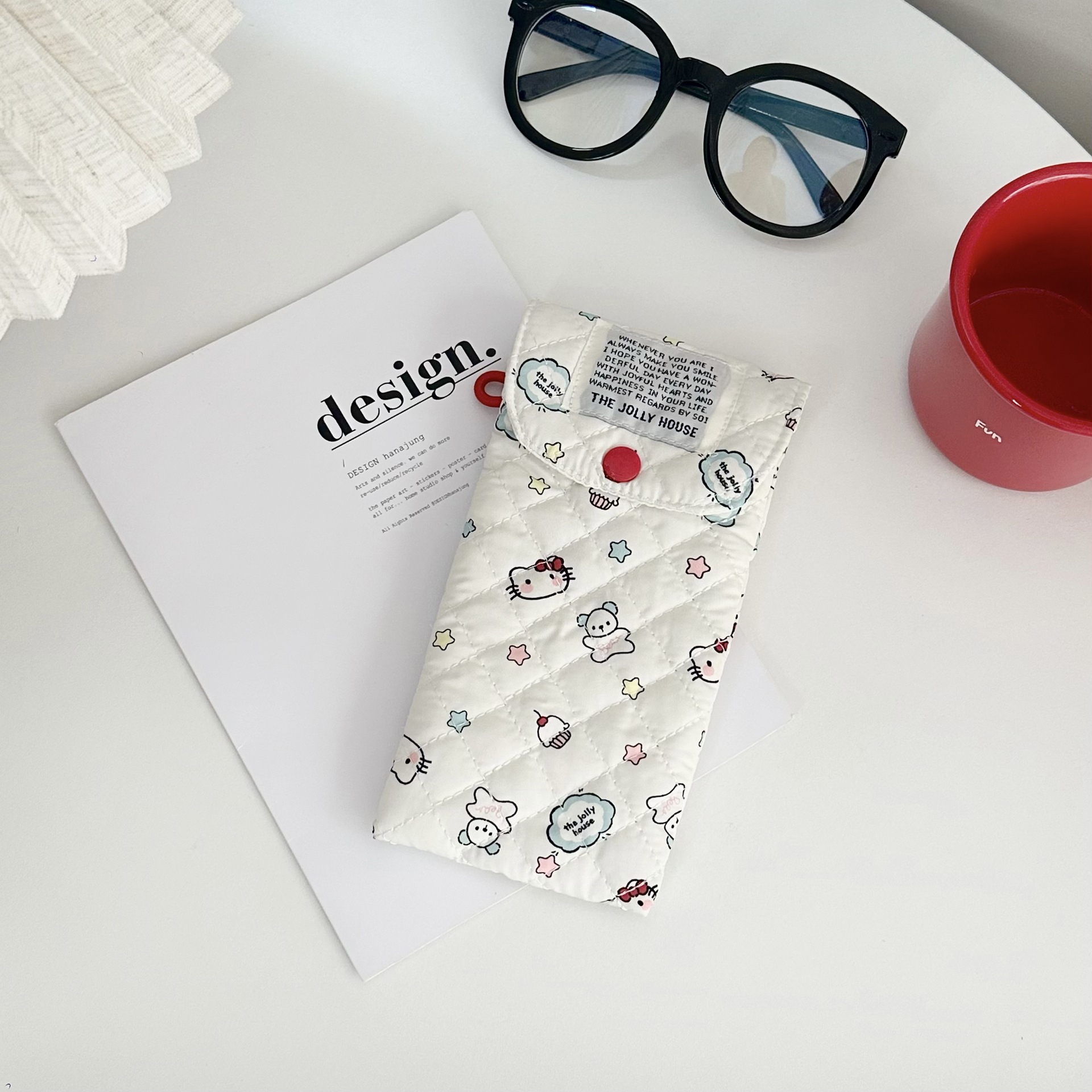 Ins漫画熊眼鏡収納バッグ綿圧壊サングラス袋携帯サングラス収納眼鏡袋布袋