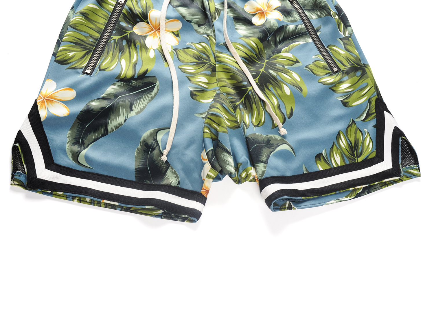 Title 27, Vintage Casual Loose Fitting Floral Leaf Shorts...