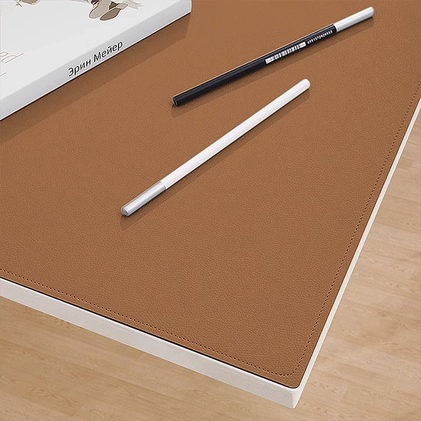 Tea brown color [car line model]