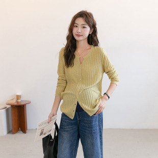 Autumn New Maternity Wear Internet Celebrity Fashion Small V Neck Knitted Cardigan Elastic Slim Slim Knitted Jacket Trendy