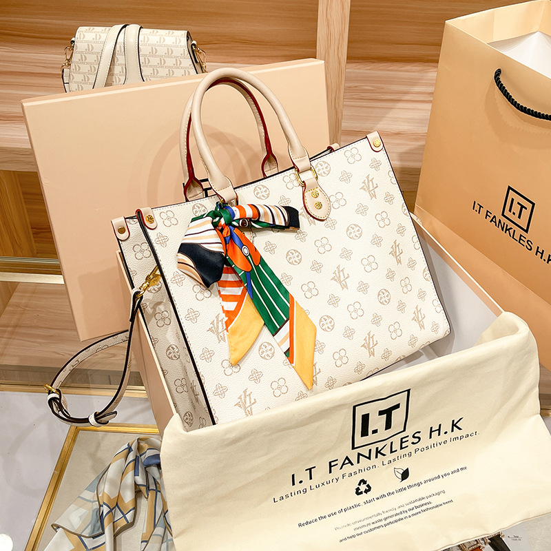 Túi tote da thật nữ đáy rộng cao cấp, kiểu dáng đeo chéo dung tích lớn — Hoa cũ, Hoa to, Hoa nhỏ, Hoa lớn màu trắng