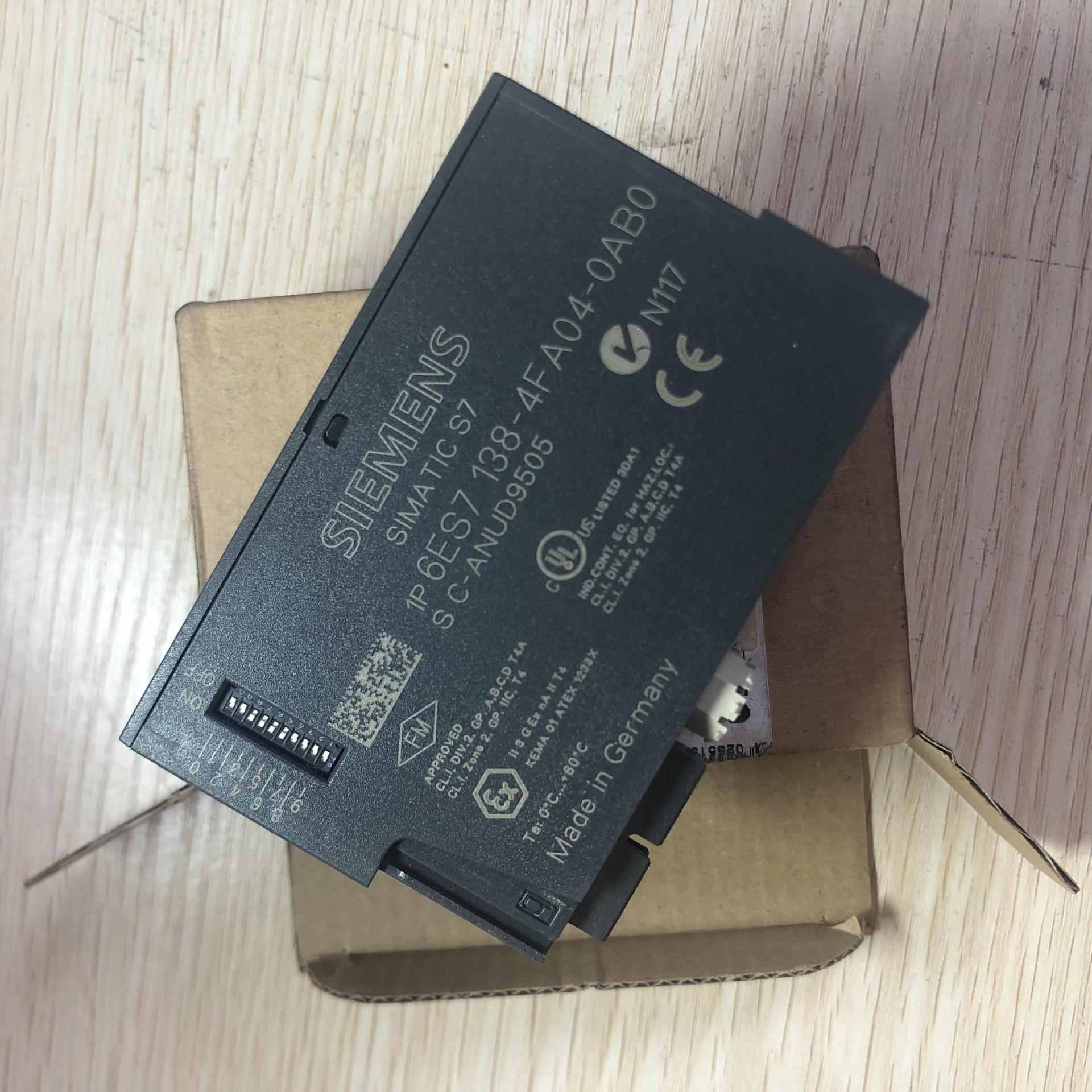 现货促销 全新 西门子 6ES7 138-4FA04-0AB0 实物照片议价