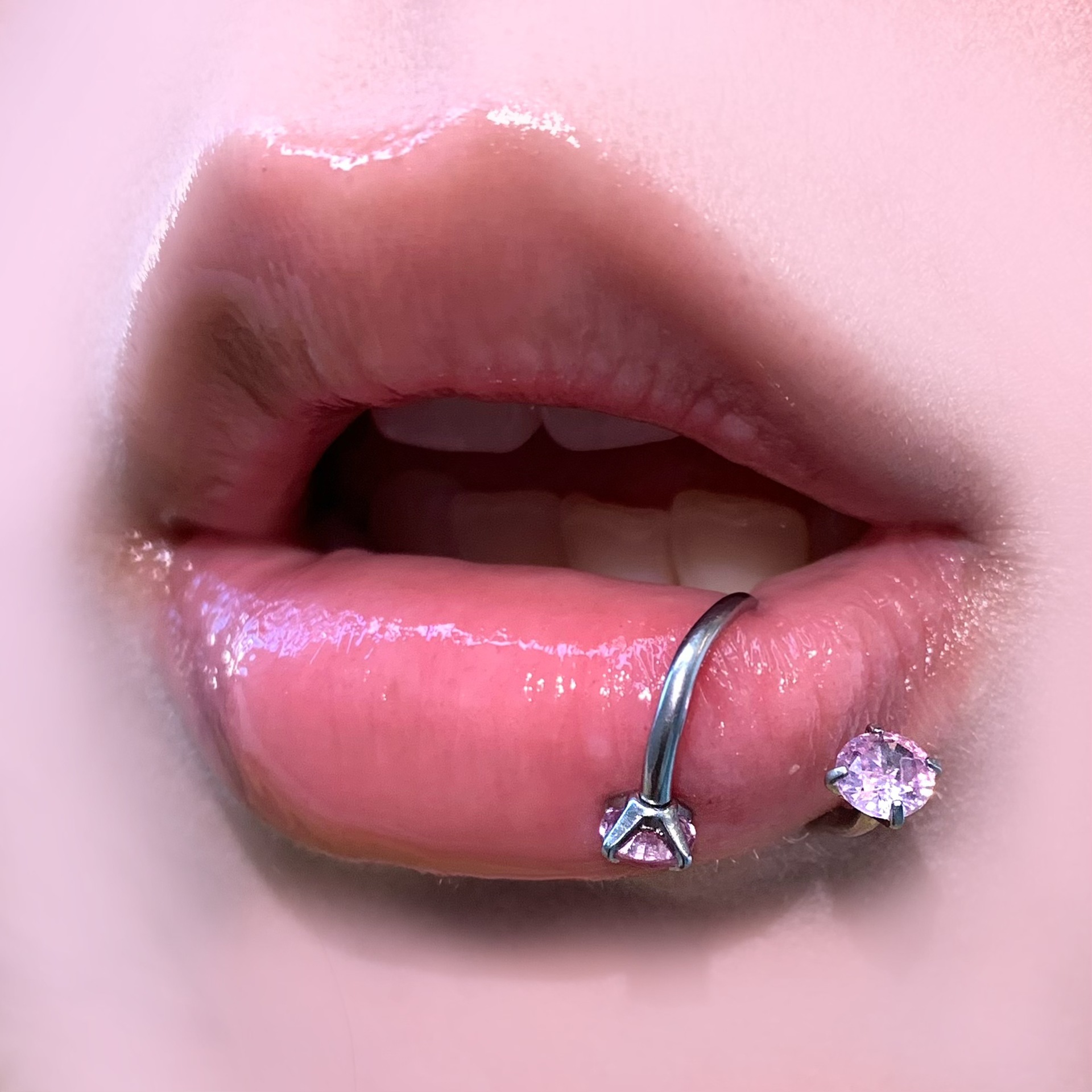 Flash Zircon S-Shaped Lip Ring 12mm Internally Threaded 316L Surgical Steel Lip Hoop Piercing Jewelry for Women Men detail image 15