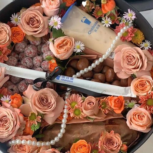 Preserved flower gift box round transparent fruit flower box rose bouquet birthday transparent box winter four-piece set wholesale