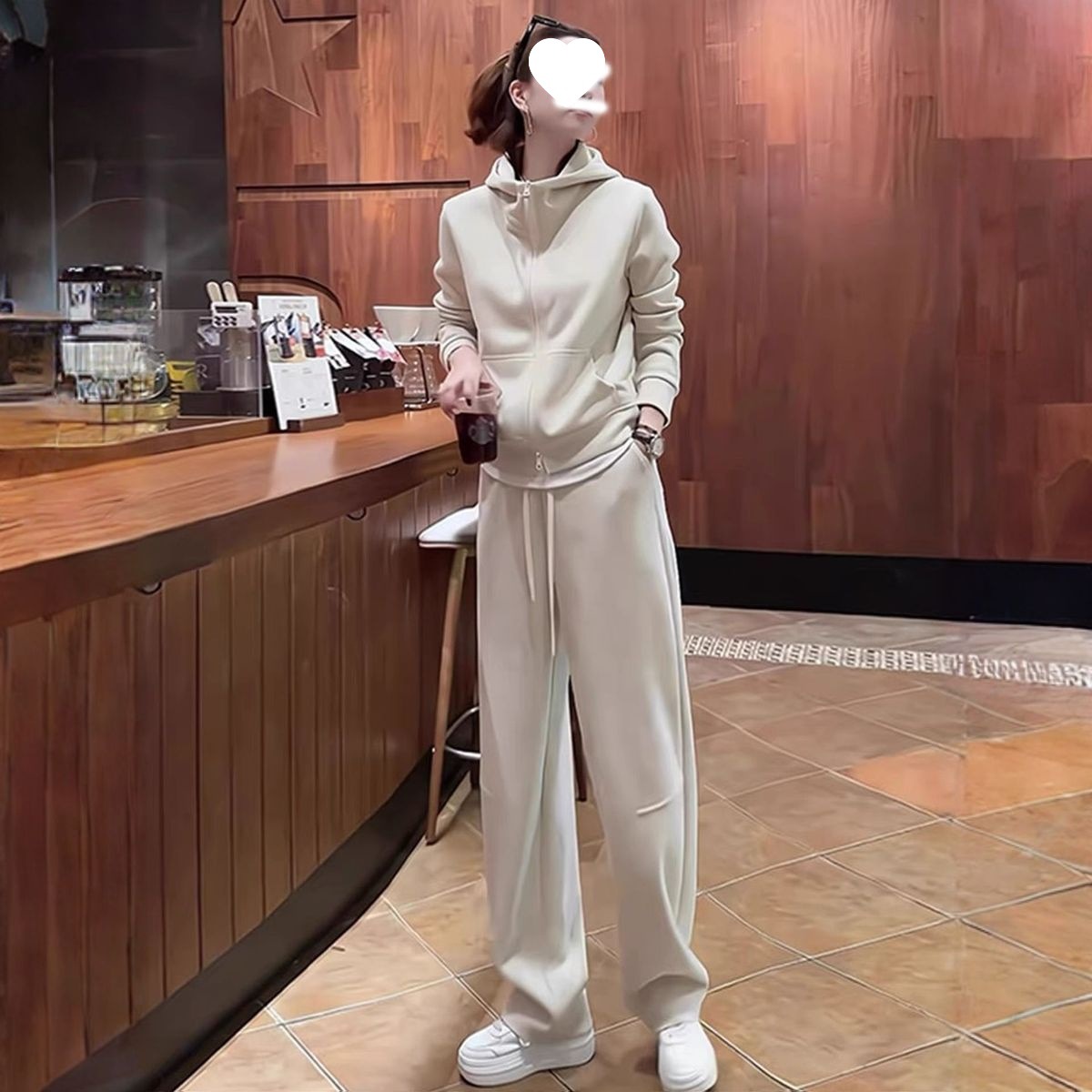 ActiveGo Europäischer Freizeit-Sportanzug für Damen Herbst/Winter 2025 – Neues, fleecegefüttertes, dickes, elegantes und jugendliches Sweatshirt_voghion.com