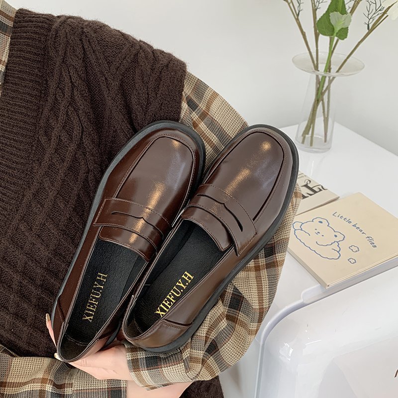 2026 Summer New Style Slip-On Round-Toe Leather Shoes for Women, College Style British Style Low Heel Square Heel Loafers, Elegant Women's Single Shoes