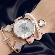 �¿�r��С�܈D���M�Ůʿ�ֱ��p�ݷ�ˮƤ��С������䓎����Ů