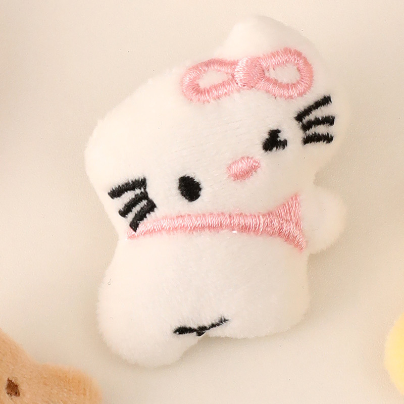 Caricatura peluche fresas oso broche lindo perro Pacha muñeca bolsas de muñecas colgar DIY accesorios de ropa al por mayor