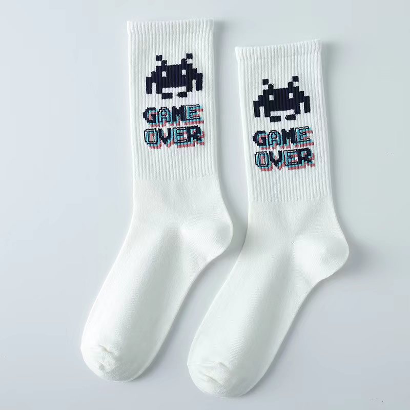 Calcetines de mujer Primavera y otoño Calcetines de media pierna de moda versátil estilo punk casual que absorbe el sudor baloncesto de la calle Deportes medias de los hombres