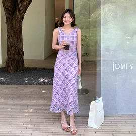 女式针织衫;连衣裙;女式羊毛衫