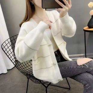 �羳�����q�_������Ů���|�ٴ��⴩�ﶬ2025�¿�W��r��С���L