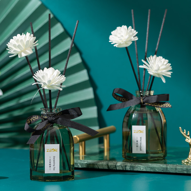 Creativo Aromaterapia sin fuego Botella cuadrada negra Aromaterapia floral seca de ratán Perfume para el hogar Aromaterapia de regalo