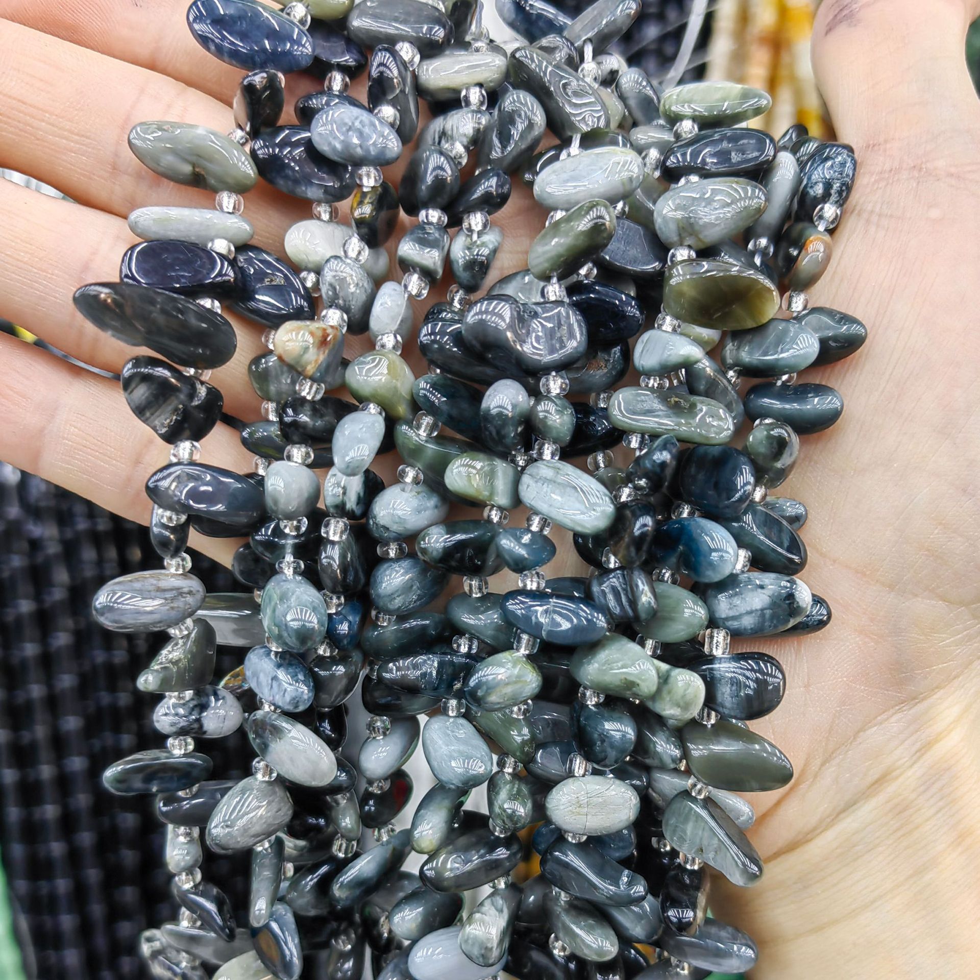 Piedra natural cristal piedra triturada amorfa agujeros laterales heterogéneos semiacabados joyería DIY perlas al por mayor