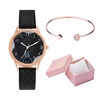 Fashionable belt, watch for leisure, quartz bracelet, suitable for import, Korean style, simple and elegant design