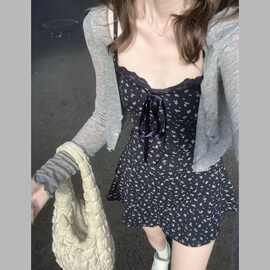 J0006#官图【原版做法】法式蓝色碎花吊带连衣裙女夏季小个子度假