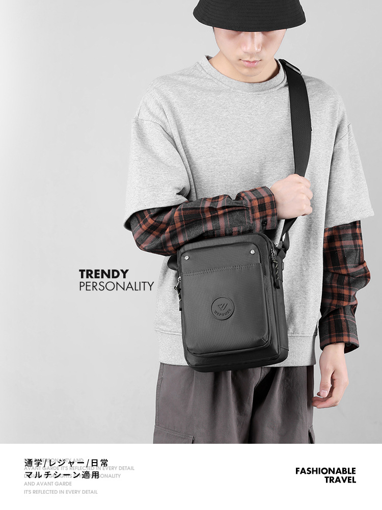 The new cross-border travel crossbody men's bag trend, single-shoulder bag, large-capacity casual men's single-shoulder small cross bag Item Picture