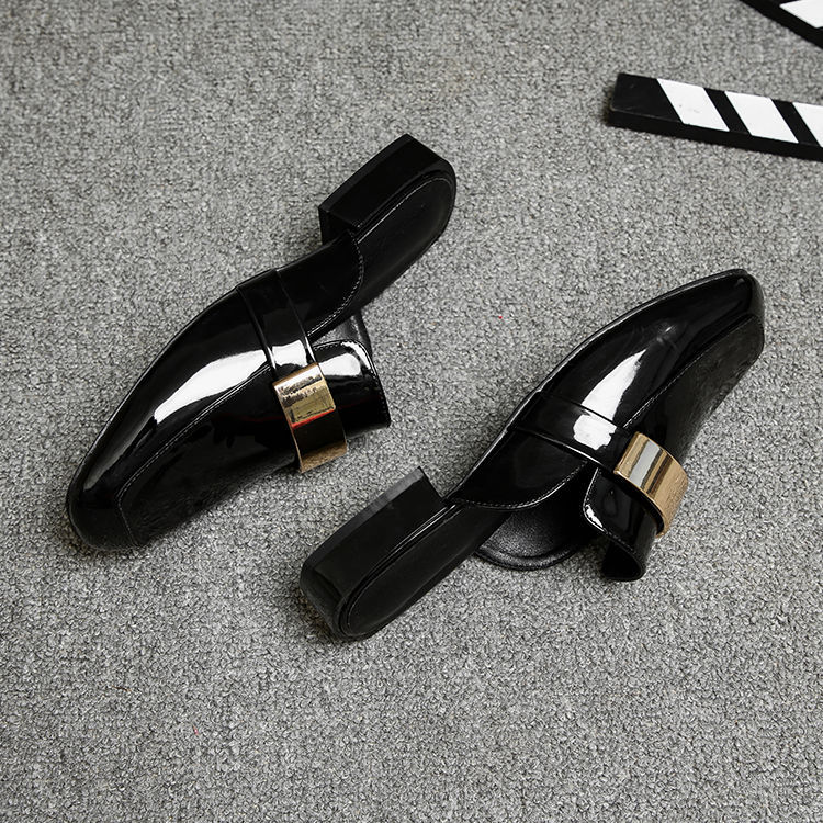 Metal buckle flat bottom 2024 new French style Baotou cool slippers for women with thick heels, Le Fu slippers, single_voghion.com
