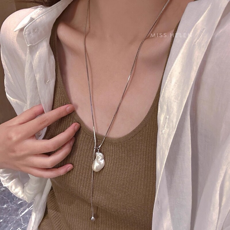 New Style Elegant Baroque Pearl Titanium Steel Necklace for Women, Autumn and Winter Simple High-End Long Non-Fading Neck Chain Sweater Chain