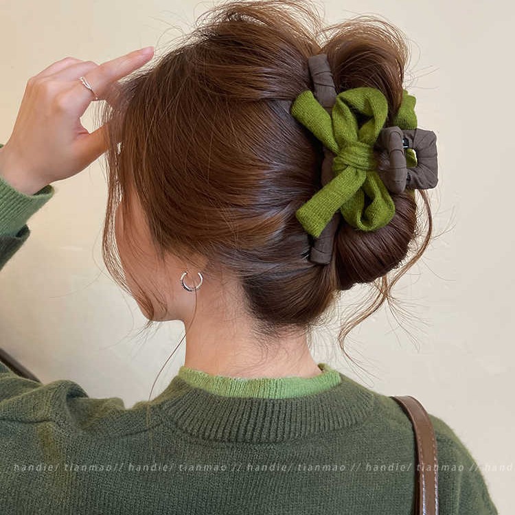 Early Autumn Bow Hairpin Clip for Women 2025 New Large Shark Clip Hair Volume Large Back of Head Hairpin Hair Accessories