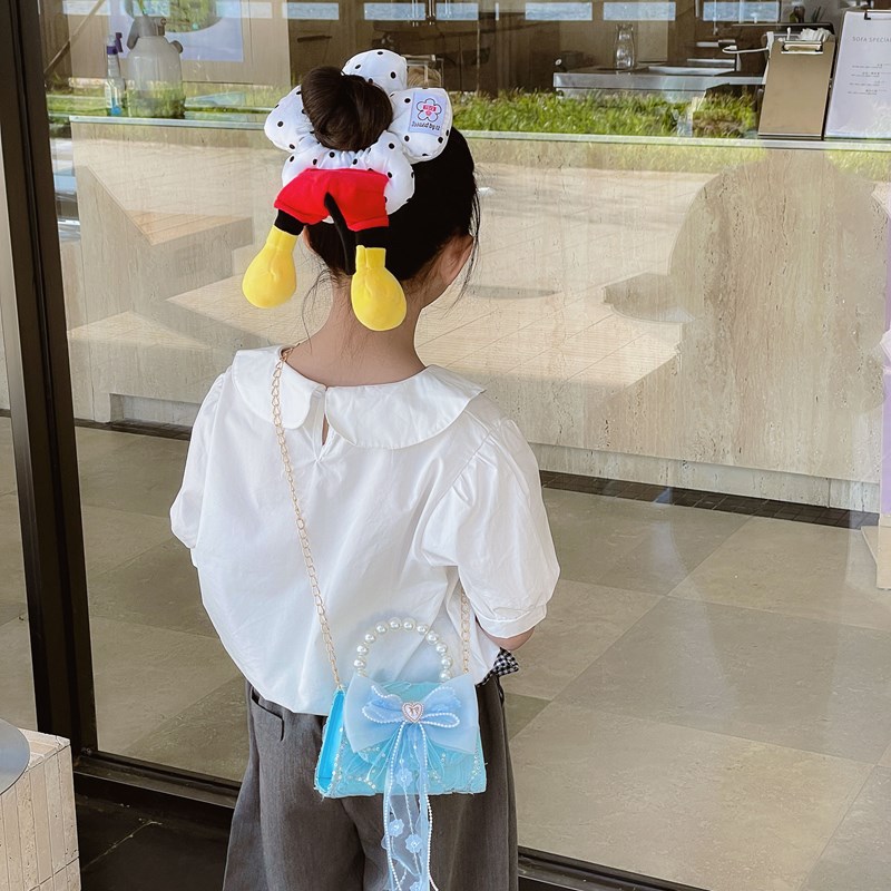 Lindo bolso de cadena de niña de estilo princesa, bolso de bebé de amor con lazo, bolso de niño de encaje con fragancia pequeña