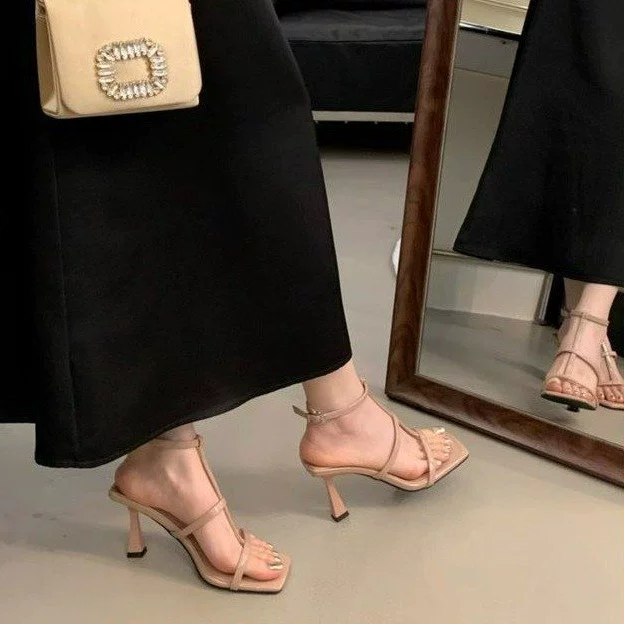 Туфли на высоком каблуке-шпильке, черные элегантные, французские римские сандалии, женская обувь, новый летний стиль с юбкой, серебряные сандалии