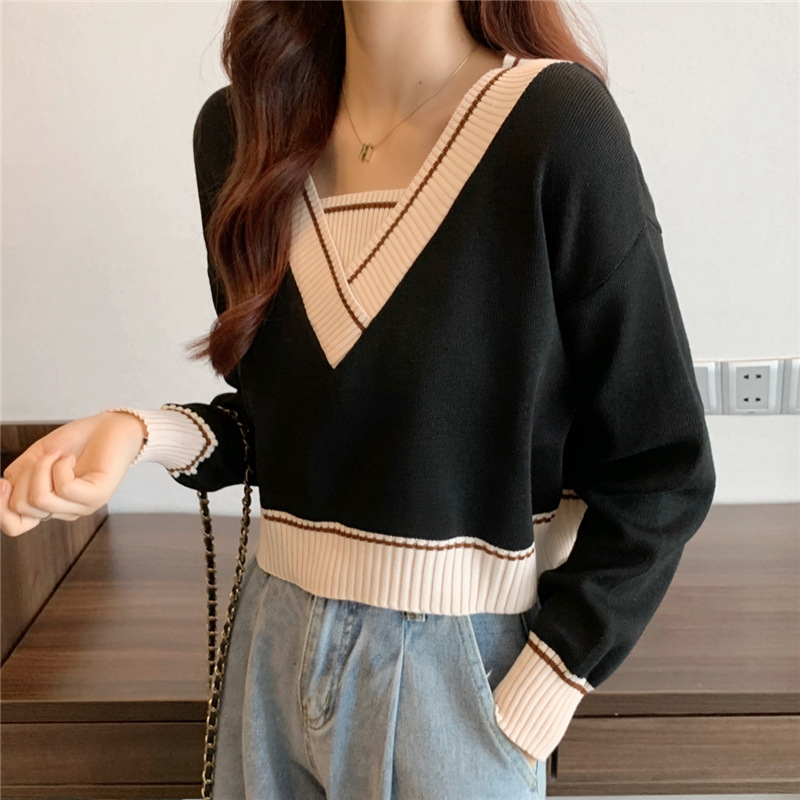 V-Neck Contrast Long-Sleeved Cropped Sweater NSFYF86036