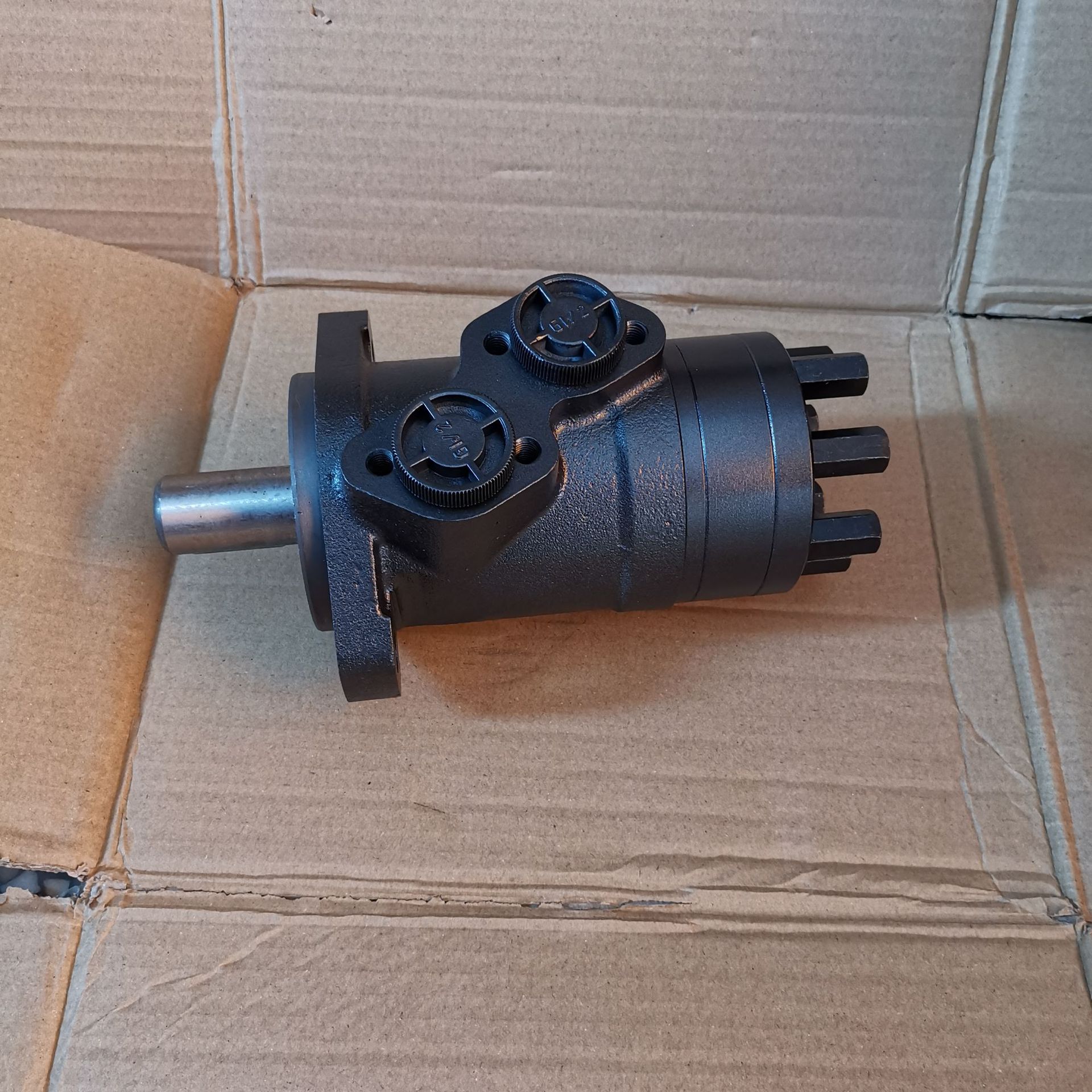 ����������ʽע�ܻ������ܽ�����BMP-1602CDN1�ӳ���˿Һѹ����