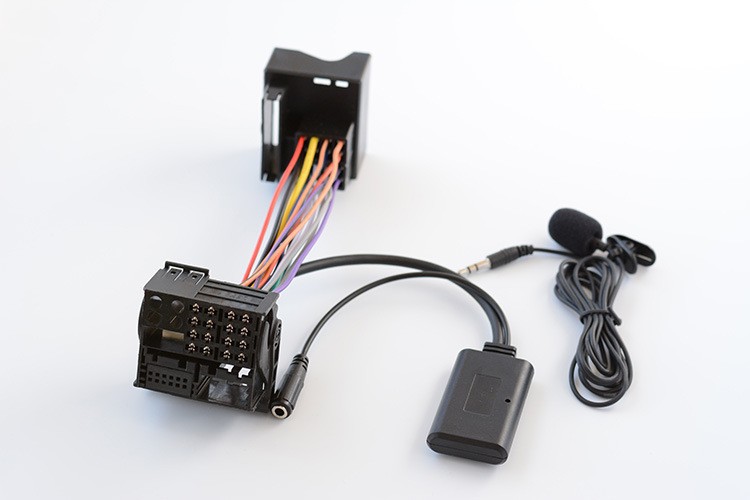 Belle. MINIONE Cooper E39 E53 X5Z4 E86 X3 E83AUXIN Bluetooth+MI