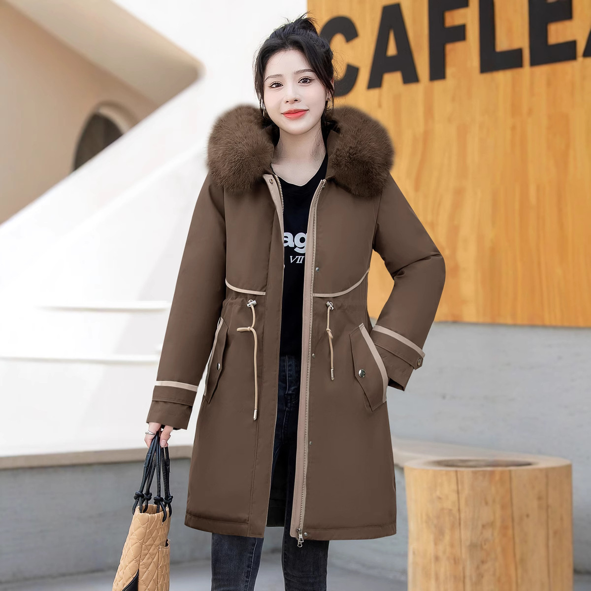 따뜻한 두꺼운 타이트 허리 슬림 긴 슬림 핏 코튼 패딩 코트 여자의 2024 겨울 새로운 캐주얼 올 매치 분리 가능한 파커 세트