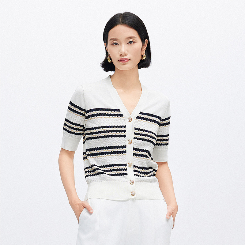 Knitted cardigan
