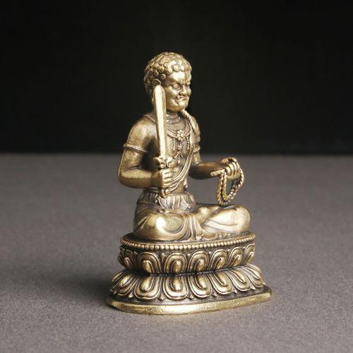 Retro brass Fudo Ming King Buddha statue desktop ornaments religious worship statues handicrafts collection old copper wholesale