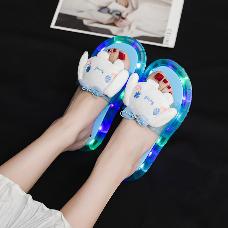 Internet-red Crystal Luminous Slippers Female Adult Flash Sandals Summer Outfit Girl Sandals Lights Creative Funny