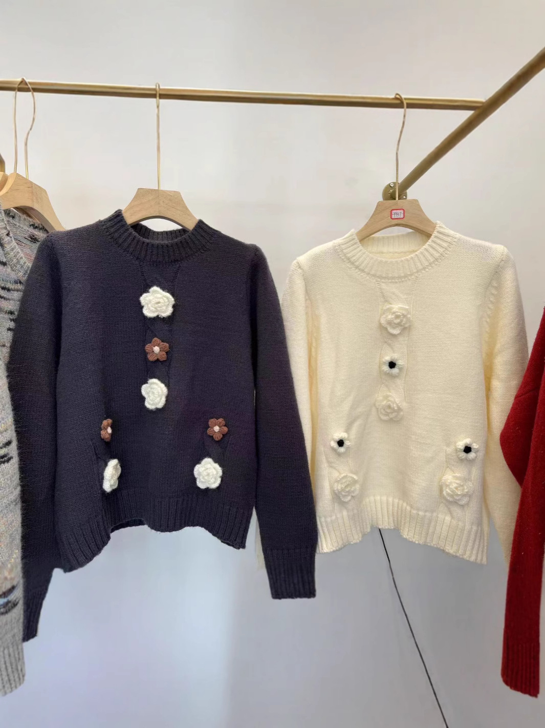 24 invierno Puyuan Año Nuevo rojo hermoso suéter de flores abrigo mujer otoño grande grasa mm