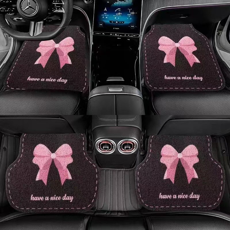 Cute cartoon silk loop car floor mats, universal for girls, anti-dirt, non-slip, wear-resistant, easy to maintain