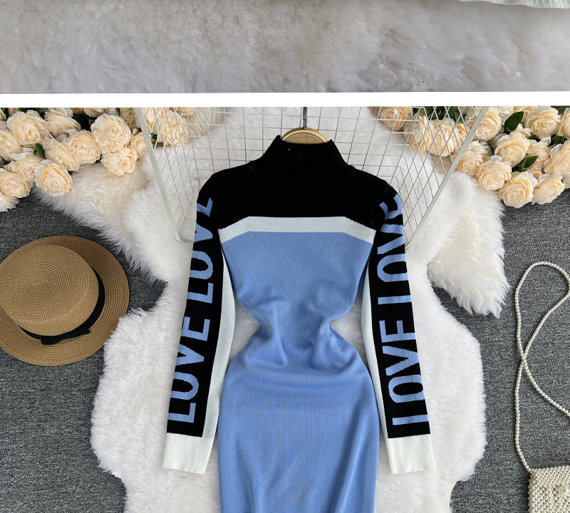 Abbigliamento Donna Abito in maglia elastica e stampata_voghion.com