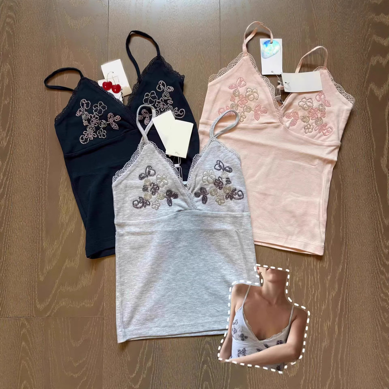 European-Style Unique and Beautiful Rhinestone Lace V-Neck Camisole for Women, Vintage Elegant Slim-Fit Short Inner Top